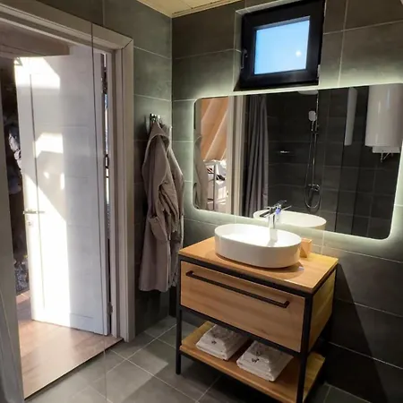 Grehit House Chalet *